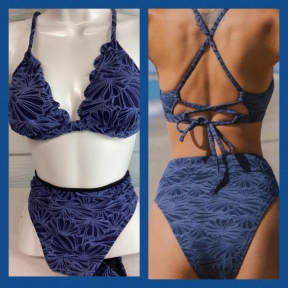 Blue texture two piece swimsuit. - Picture 3 of 6